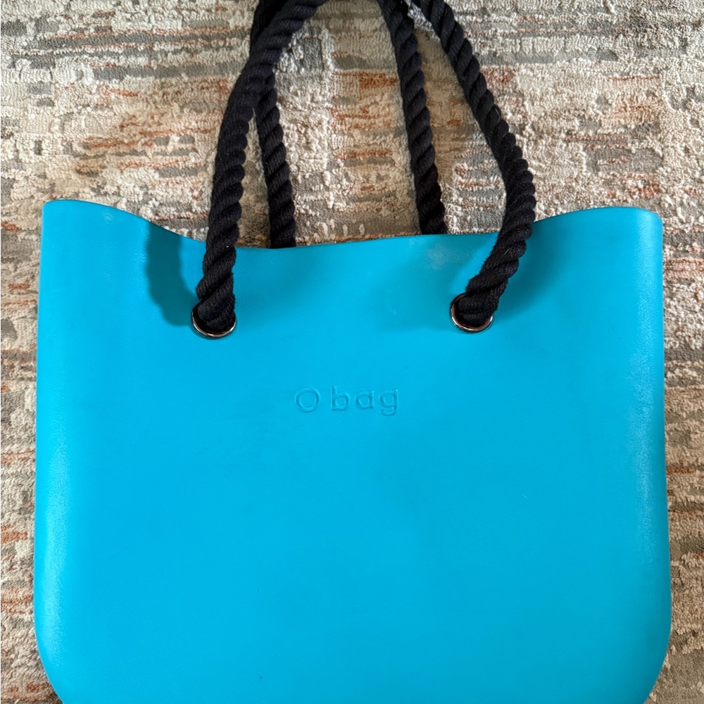 Turquoise O Bag Tote with Black Rope Handles - Picture 2 of 4
